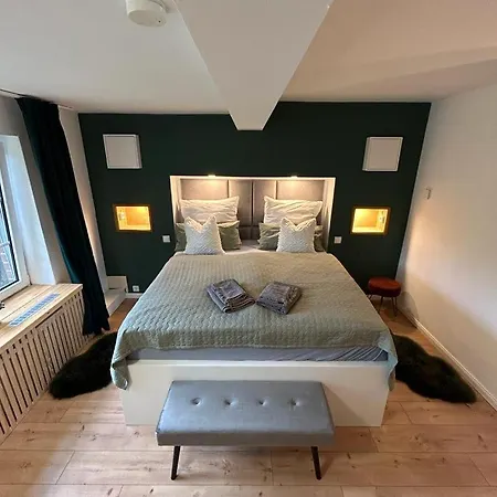 Fliegender Hirsch Apartament Bak